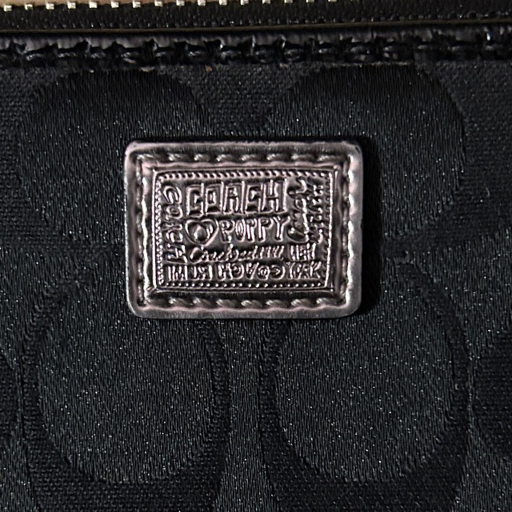 Coach Poppy Zip-Around Long Wallet in Signature Jacquard EUC - Picture 2 of 12